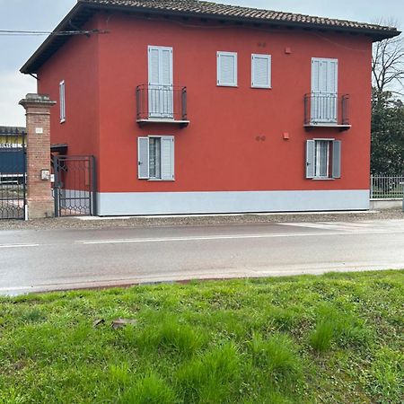 Vrenozi Home Piacenza Kültér fotó